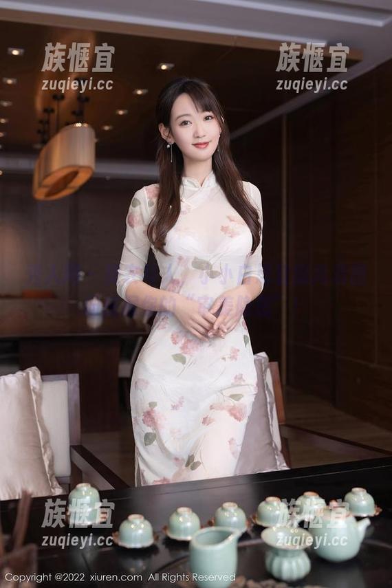秀人网 - 皮衣与人，小小白思宜的高清图册挖掘你的“审美隐患”！