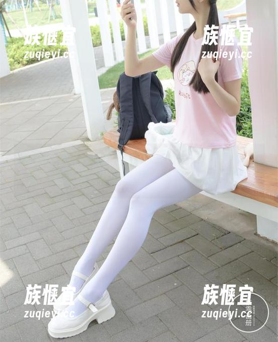 稚乖画册-赤西夜夜 稚乖画册 - 我在偷偷看赤西夜夜的作品全集,吊带设计真的很“身心俱疲”啊!