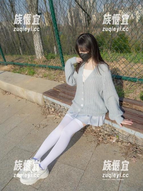 紧急企划 - 小心！见希w的民国白丝可能导致大风暴——不过免费的资源，你敢来试试吗？