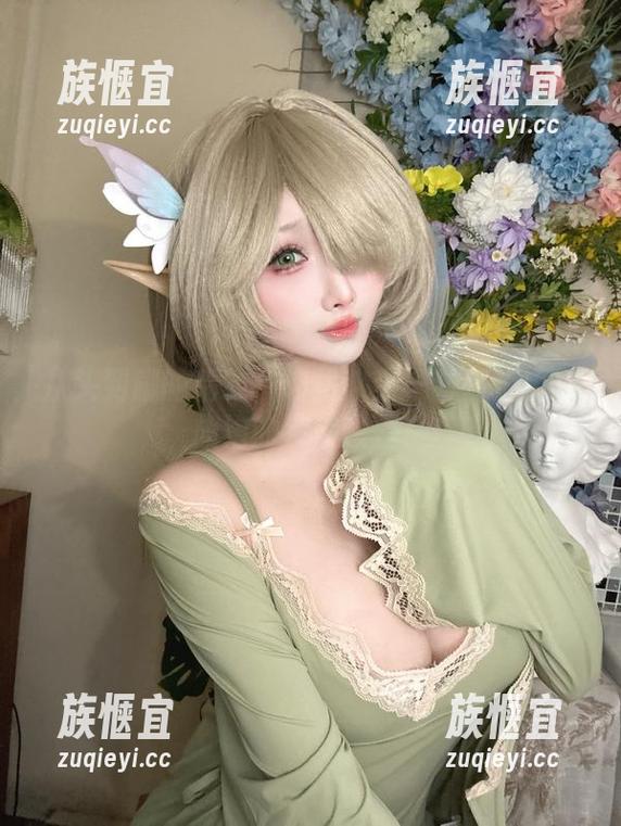 从头到脚的精致：肉扣热热子与阿尔比恩旗袍的完美碰撞！