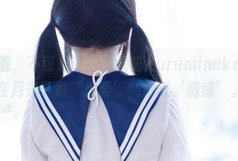 慢慢看，不可思议的胡桃猫Kurumineko写真在月光下很‘温柔’，也很‘痴缠’。