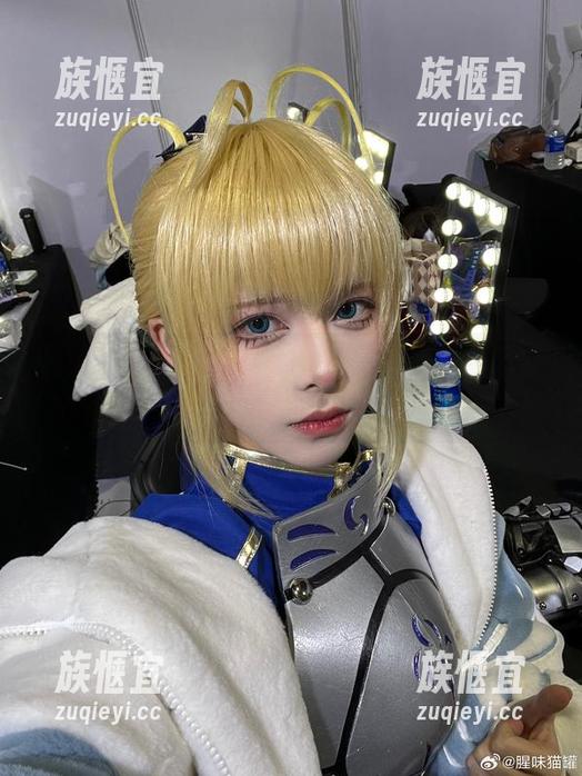 夏天就要腥味猫罐的泳装写真，求个高分下载！