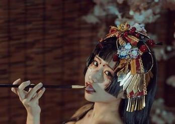 在线打卡，芊川一笑MNK的图集，舞娘玉藻前不仅美，还能让你乐出声！