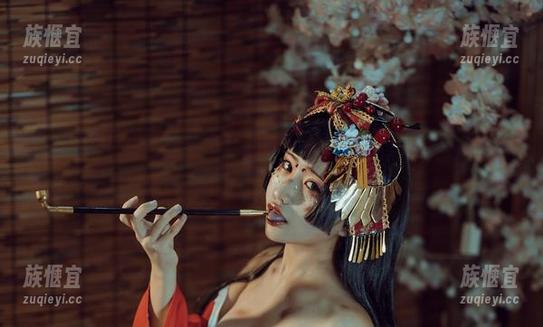 在线打卡，芊川一笑MNK的图集，舞娘玉藻前不仅美，还能让你乐出声！
