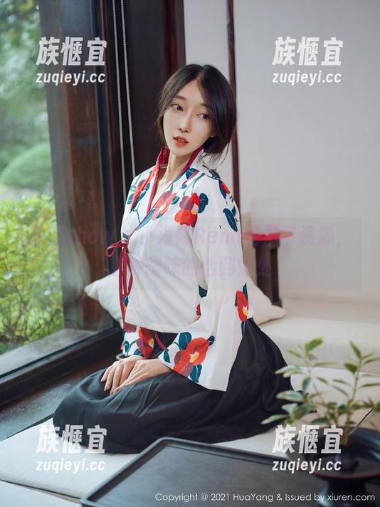 花漾show - 小海臀Rena的吊带资源，那种暧昧的恰到好处