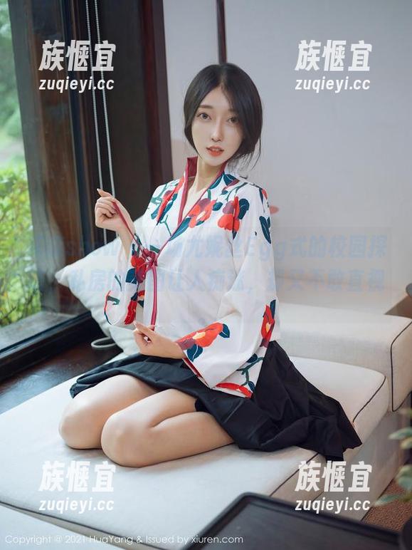 花漾show - 一场尤妮丝Egg式的校园探访，私房的美图让人痴迷，却又不敢直视。