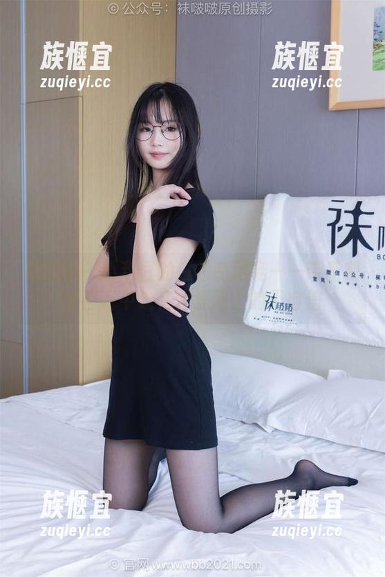 袜啵啵 - 小甜豆的白色高跟鞋——带着我梦回高中走在水泥路上的不自信