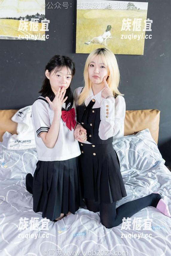 袜啵啵 - 熊熊和他的圣诞忘年会，写真、照片全是猫咪？
