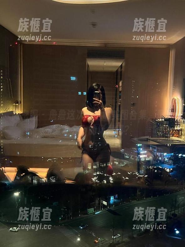 微密圈 - 詹詹这次的透明美图合集，是梦里才会有的场景吧？