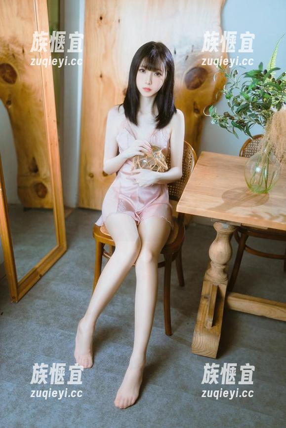 这回是双马尾，图库最新特辑，许岚LAN的味道你能猜到吗？