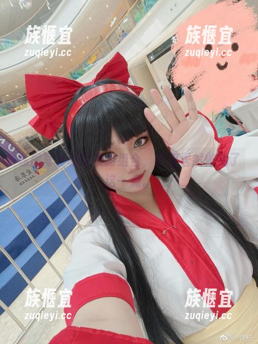 私房写真和嫦娥的组合，许枳居然做到了这一点。