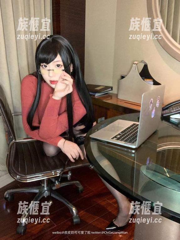 制服Cos图集，超皮皮皮奶教你怎么让课本里的角色复活！