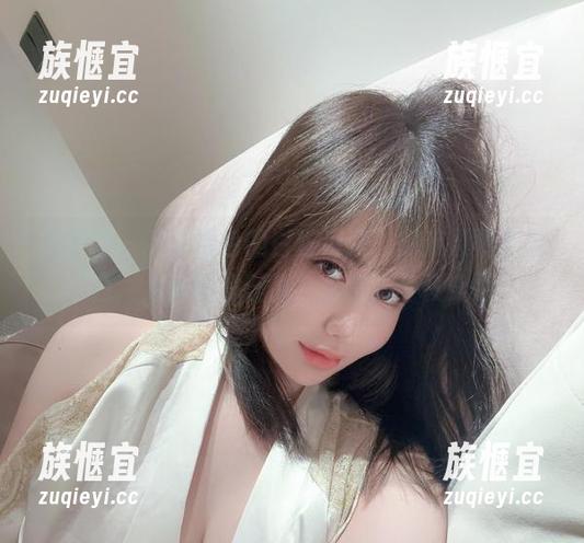 微密圈 - 探索阿色的白丝资源，彻底颠覆你对“白”为何物的理解，这是要多敢穿啊？
