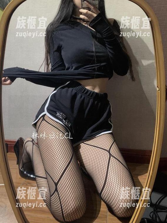 微密圈 - 看！陈佩奇的星光闪闪，这个角度也太任性了吧——原图来了！