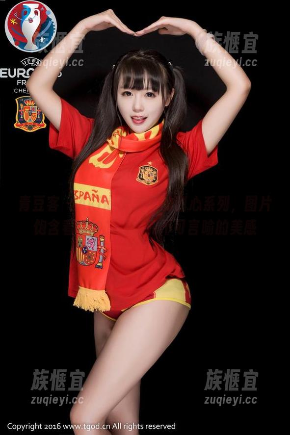 青豆客 - Akiki朱若慕的甜心系列，图片饱含着微妙的暧昧和不可言喻的美感