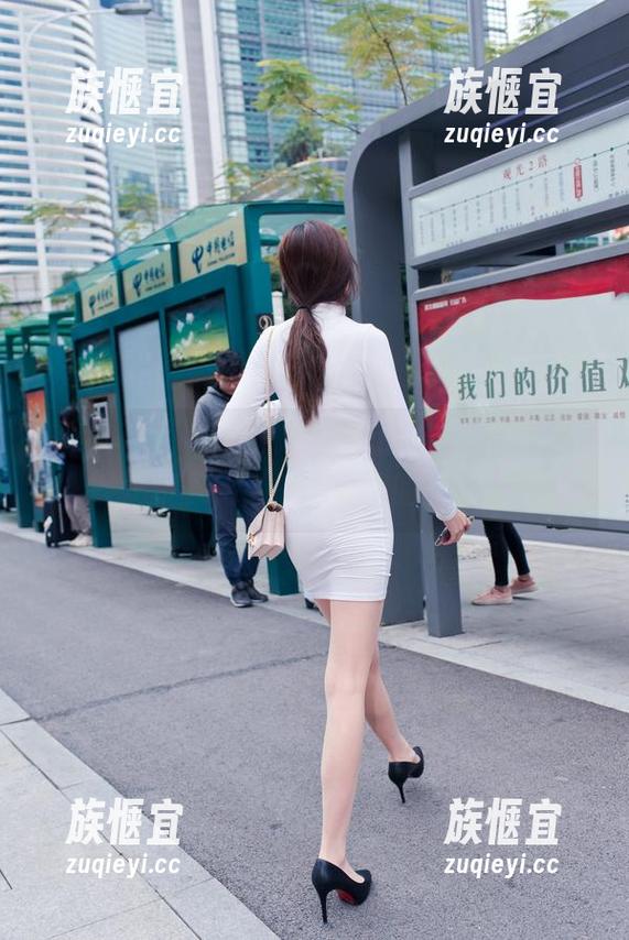 魔镜街拍 - 萌宝儿的兔女郎系列，个人觉得太美了，算不算私房的一种呢？
